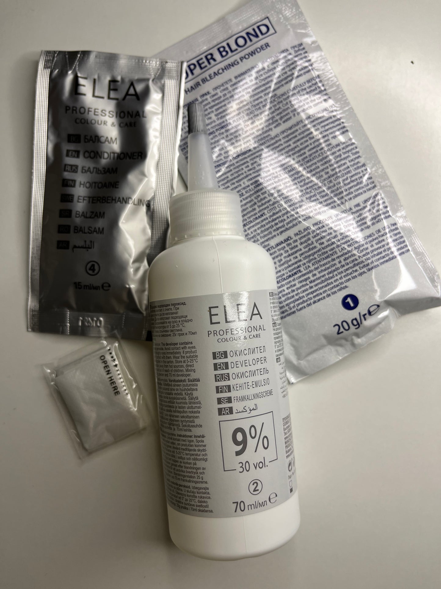 Vopsea Profesională Blond Foarte Deschis 9.0